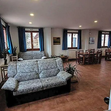 Hostal Turístico Tierras Altas *